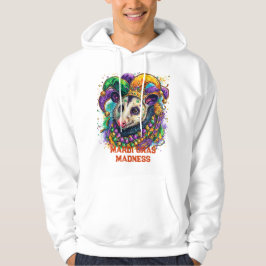 Lebendiger Mardi-Gras-Opossum mit Narrenmaske und Hoodie