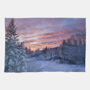 Lebendiger Sonnenuntergang malt den Himmel über wi Küchentuch