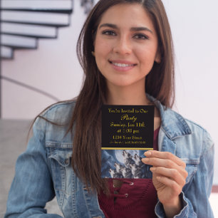 Lebendiger Tanz der Farben in abstrakten menschlic Einladung