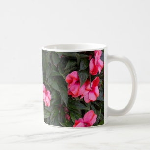 Lebendiges Rosa New Guinea Impatiens-Blumenmuster Kaffeetasse