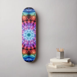 Lebhafte Gefärbte Krawatte Kaleidoskop Rainbow Man Skateboard