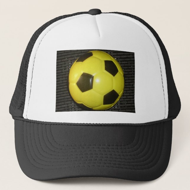 Lebhafte Gelb- und Schwarzfußballkunst Truckerkappe (Vorderseite)