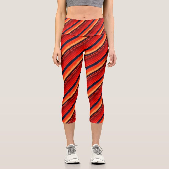 Lebhafte Horizont-Streifen Capri Leggings (Vorderseite)