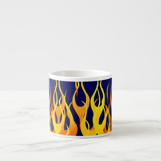 Lebhafte klassische Racing-Flammen auf Navy Blue Espressotasse (Vorderseite)