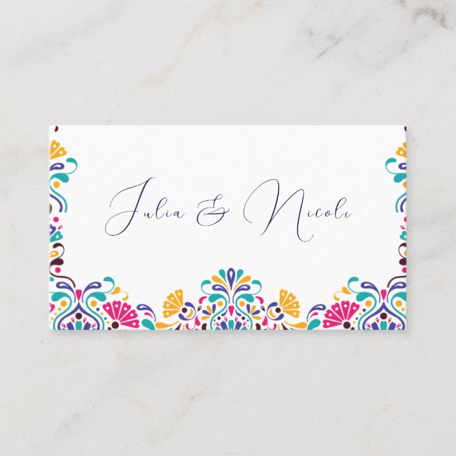 Lebhafte mexikanische Fiesta Style Rainbow Wedding Platzkarte (Vorderseite)