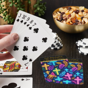 Lebhafte Neon Crosses inmitten tropischer Blätter Spielkarten