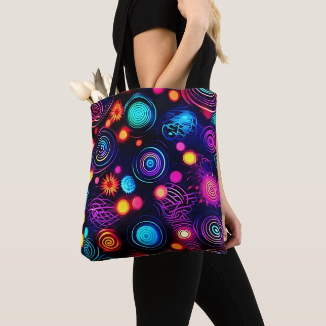 Lebhafte Neon Spiral und Dot Art Tasche (Von Nahem)