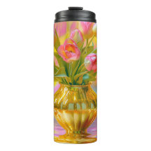 Lebhafte rosa Tulips in der goldenen Vase
