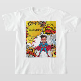 Lebhafte rote und gelbe Superheldenkarikatur T-Shirt