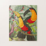 Lebhafte tropische Vögel Kunst Exotischer Dschunge<br><div class="desc">Mit diesem beeindruckenden Design mit zwei farbenfrohen Toucan-Vögeln bringen Sie die lebendige Energie des Regenwaldes in Ihr Leben! Inspiriert durch klassische Vintage botanische Illustrationen, zeigt dieses Muster die Vögel, die zwischen üppig grünen Palmenfronten, exotischen roten Blume und verspielten Schmetterlingen stehen. Gelb, rot und smaragdgrün machen dieses Stück zu einem idealen...</div>