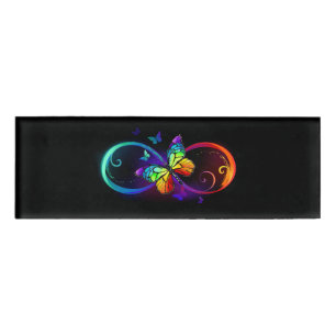Lebhafte Unendlichkeit mit Regenbogenschmetterling Namenschild