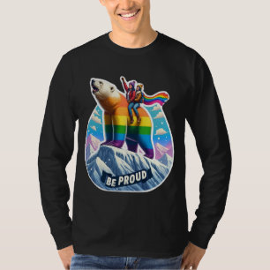 Lebhafter Eisbär Auf dem Berg mit Mädchen T-Shirt