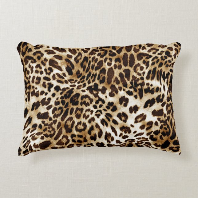Lebhafter Leopard: farbenprächtiges Textildesign. Dekokissen (Vorderseite)