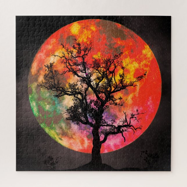 Lebhafter Mond und Baum (Vertikal)