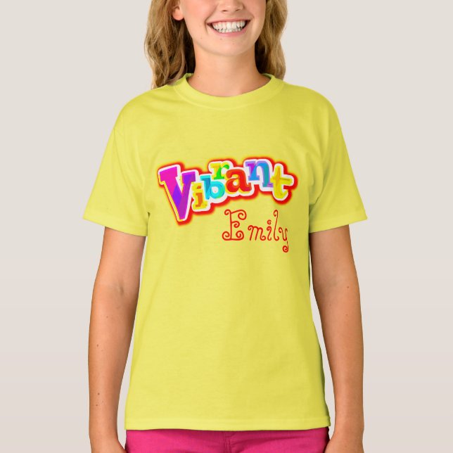 Lebhafter, weißer T - Shirt mit Namen der Kinder (Vorderseite)