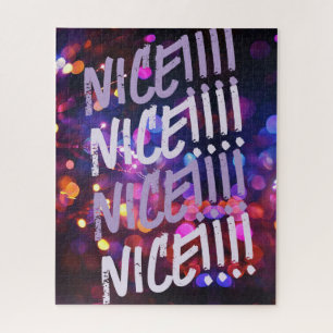 Lebhaftes aufregendes Puzzle! Mit "NICE!!!!" Worte