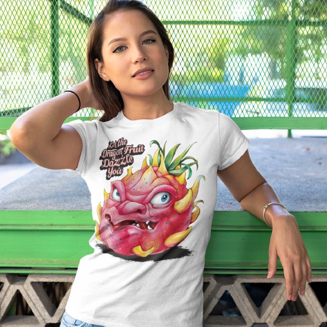 Lebhaftes Dragon Fruit Roaring T-Shirt (Von Creator hochgeladen)