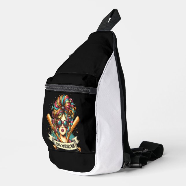 Lebhaftes Haar, Coole Baseball-Mama, fierce Stance Crossbody Bag (Rechte Ecke)