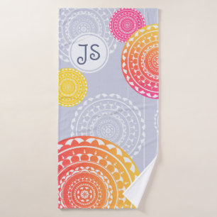 Lebhaftes rosa Gelbes Random Mandala Monogram Badehandtuch