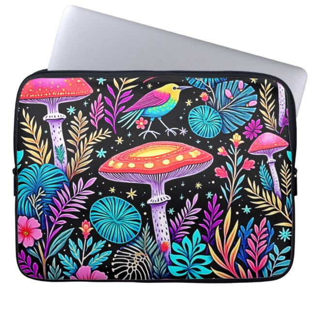 Lebhaftes, verzaubertes Forest Mushroom Artwork Laptopschutzhülle (Vorderseite)
