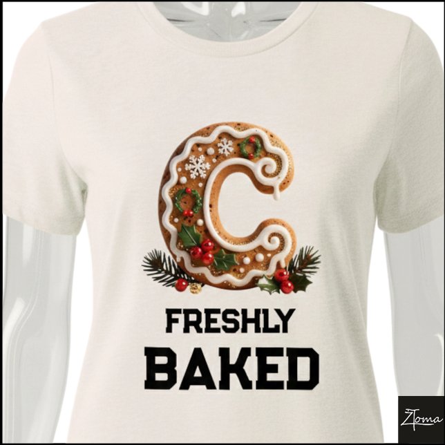 Lebkuchen-Weihnachtsinitiale Buchstabe C Tri-Blend Shirt (Von Creator hochgeladen)