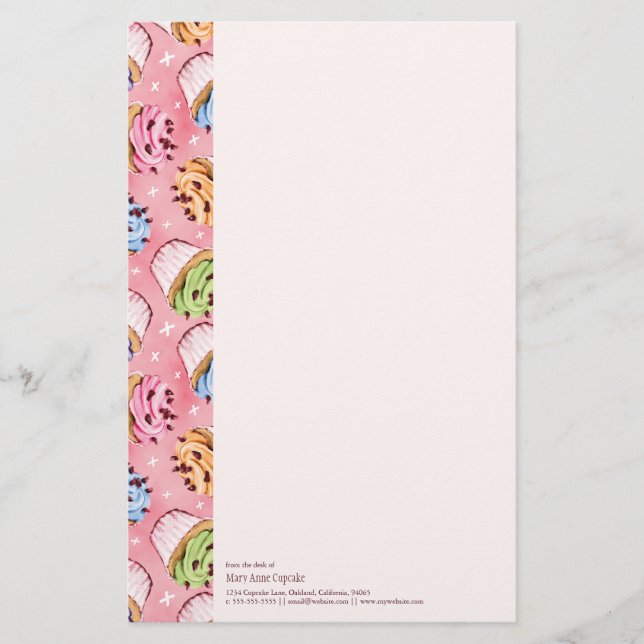 Leckere kleine Kuchen und Kuss-Briefpapier Briefpapier (Vorderseite)