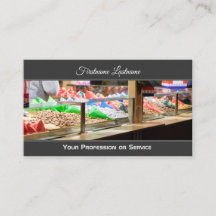 Leckeres Süßwarengeschäft mit gebratenen Mandeln