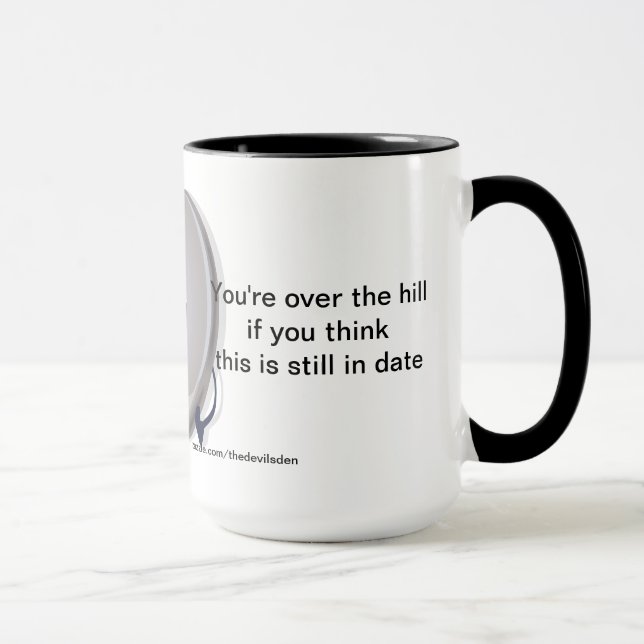 Lecteur de Cd au-dessus de la quarantième tasse de (Droite)