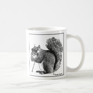 L'écureuil aveugle trouve une tasse d'écrou