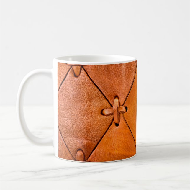 Lederstruktur. Kaffeetasse (Links)