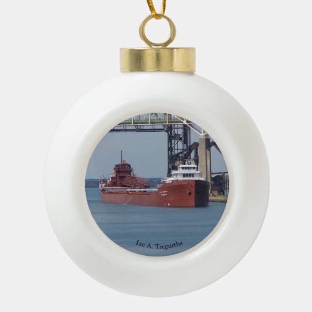 Lee A. Tregurtha ornement de balle ou de flocon de (Devant)