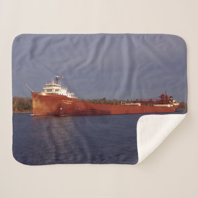 Lee A. Tregurtha Sherpa-Decken Sherpadecke (Vorderseite (Horizontal))