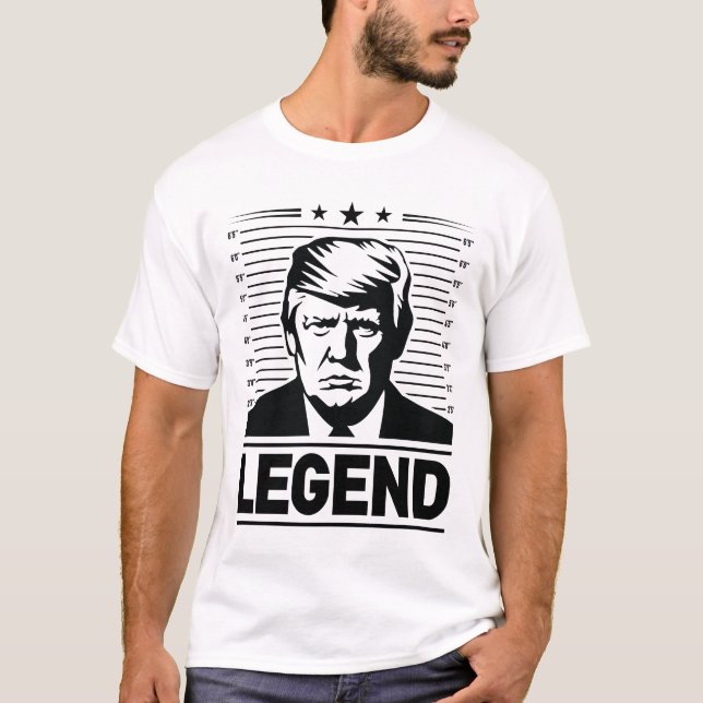Legende Donald Trump: Bulletproof Wahl 2024 T-Shirt (Vorderseite)
