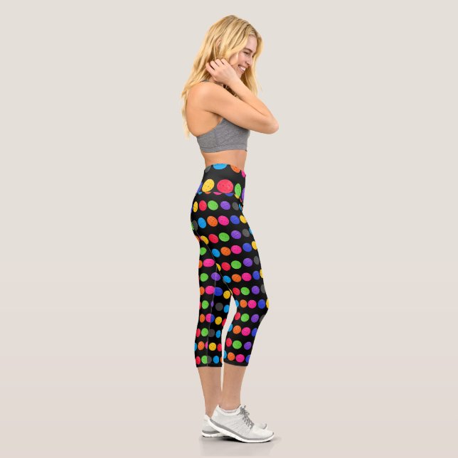 Leggings Capri Boulettes Colorées Sur Noir (Droite)