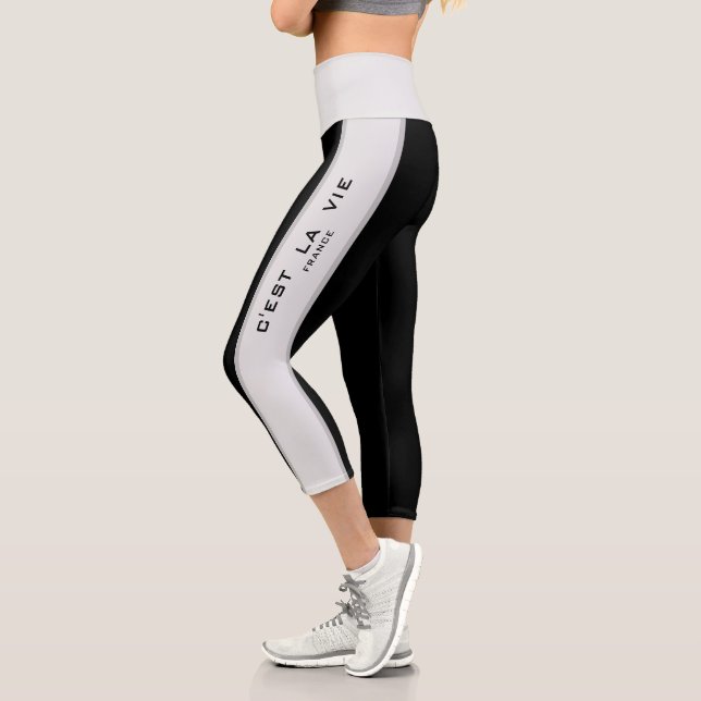 Leggings Capri C'est La Vie Black & White Stripe Capris (Gauche)