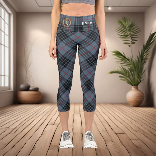 Leggings Capri Clan MacKay Crest sur Blue Tartan (Créateur téléchargé)