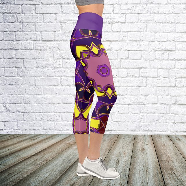 Leggings Capri Dessin Mandala Flower jaune et violet (Créateur téléchargé)