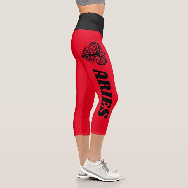 LEGGINGS CAPRI DIVERS PANNES DE YOGA CAPRI (Droite)