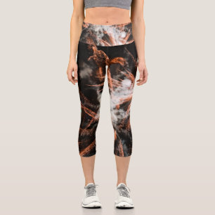 Leggings Capri Feu d'or abstrait or noir fumée