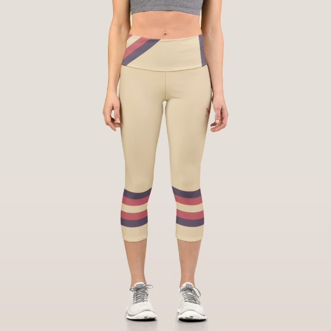 Leggings Capri Minimalist, Pink Retro Stripes, Text on Cream (Recto)