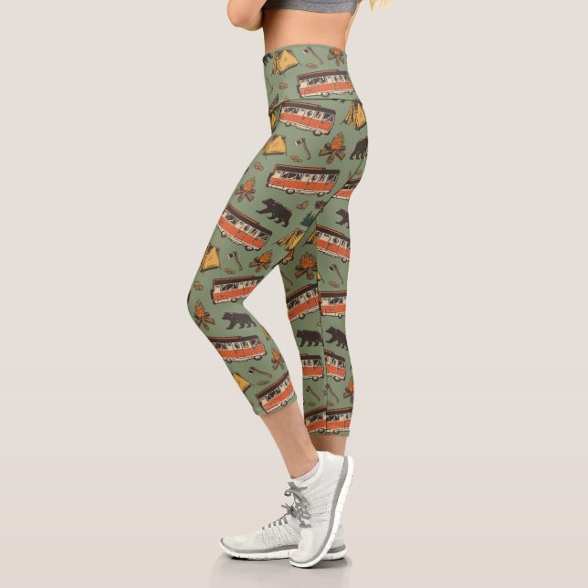 Leggings Capri Motif des aventures du camp d'entraînement (Gauche)