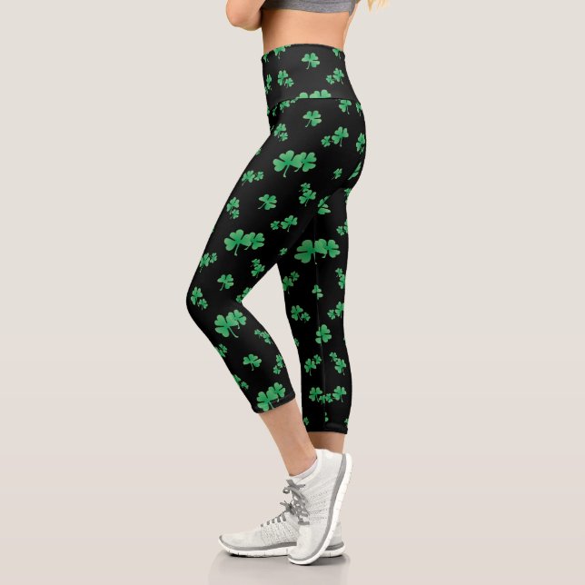 Leggings Capri Motif Shamrock irlandais mignon en noir (Gauche)
