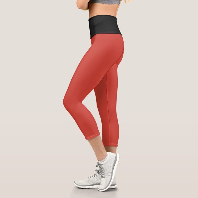 Leggings Capri Snowflakes and Angels on Red Background Black  (Gauche)