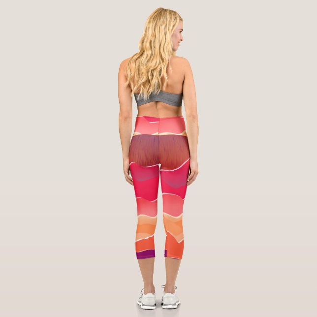 Leggings Capri Sunset Peaks Livre moderne Collage Art (Verso)