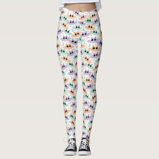 Leggings der pastellfarbenen Halloween-Fledermäuse (Vorderseite)