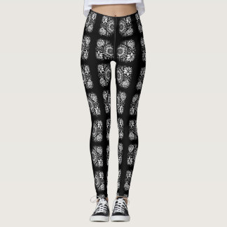 Leggings Fleurs Lotus et Mandalas en noir et blanc