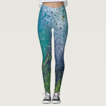 Homme dans le pantalon de mer