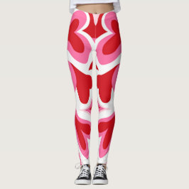 Leggings mit rotem und weißem Herzmuster