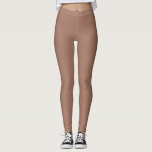 Leggings mocha mousse couleur tendance 2025