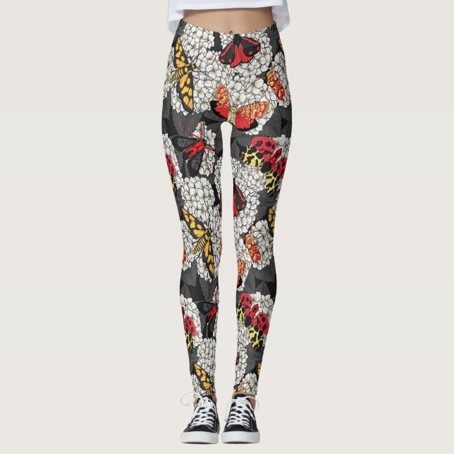 Leggings Moths on white hydrangea (Devant)
